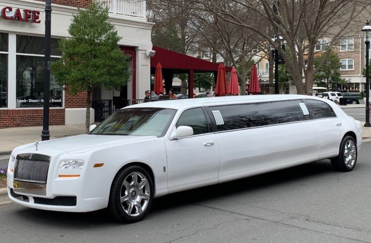Limousine Car 2023 Price in Pakistan of New Models