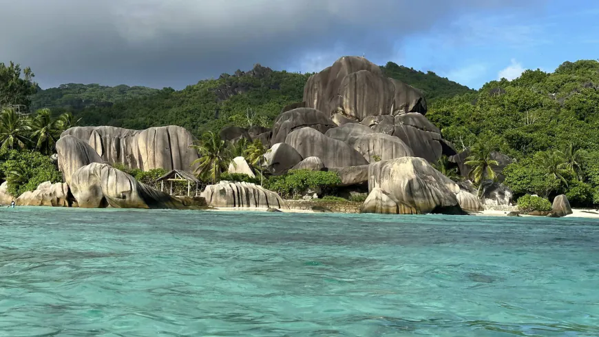 Travel Guide for Pakistanis: Exploring Seychelles - Visa, Accommodation, and Tips